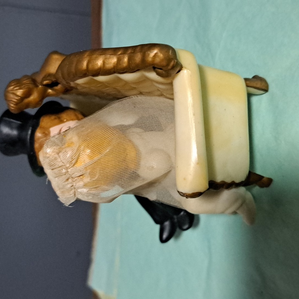 1970 Wilton Inc. Vintage Cake Topper - Picture 5 of 6